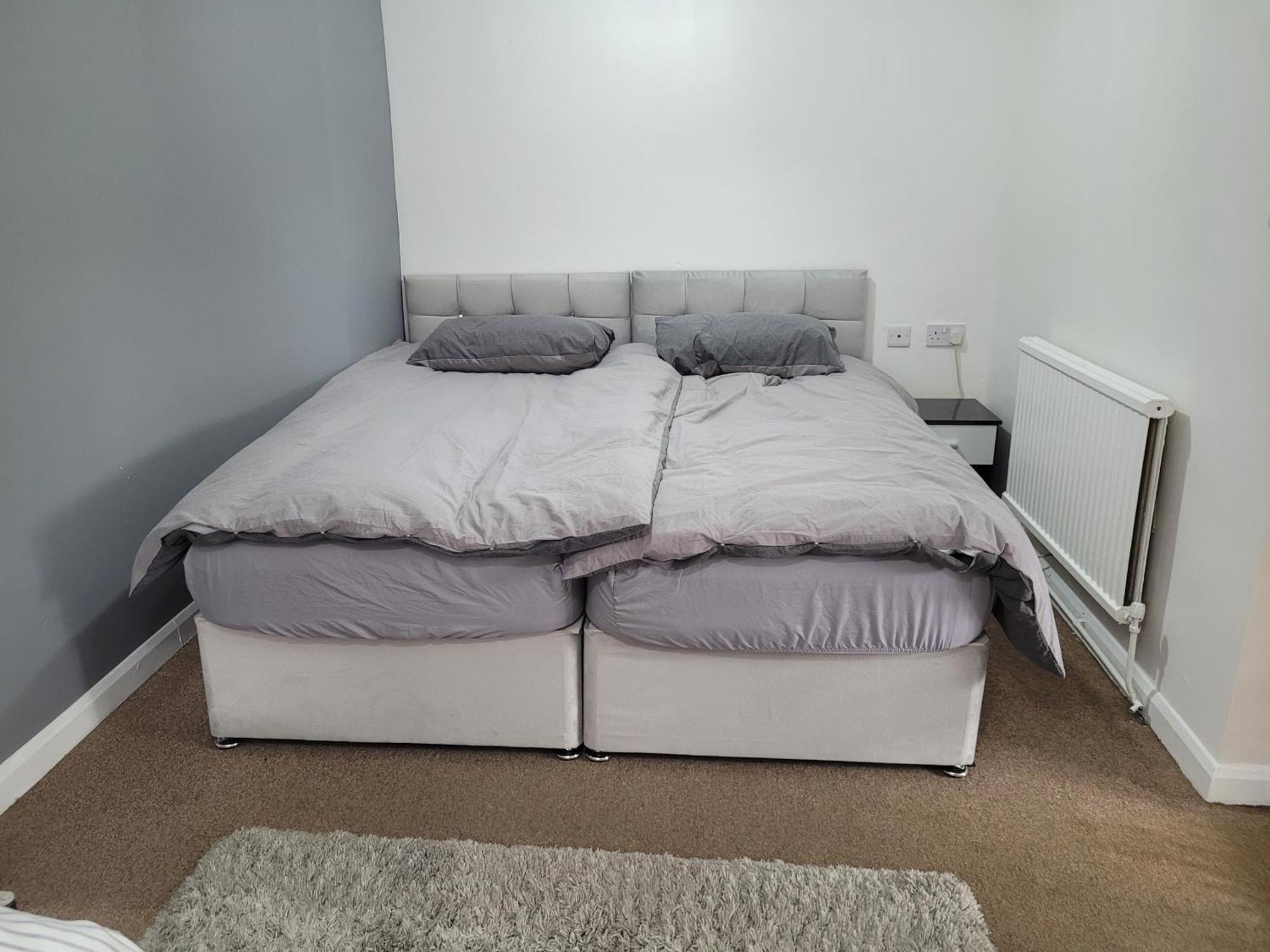Modern In Luton Luton (Bedfordshire)